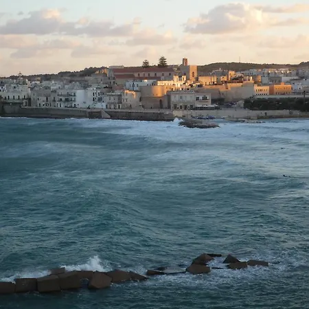 Alojamento de Acomodação e Pequeno-almoço Mare E Spiagge Mon